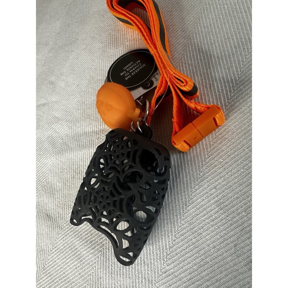 New Bath And Body Works 2021 Halloween Fall Pumpkin Wearable Pocket. Bac Holder